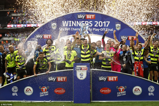 Unbelievable: after 45 years Huddersfield is back in the Premier League